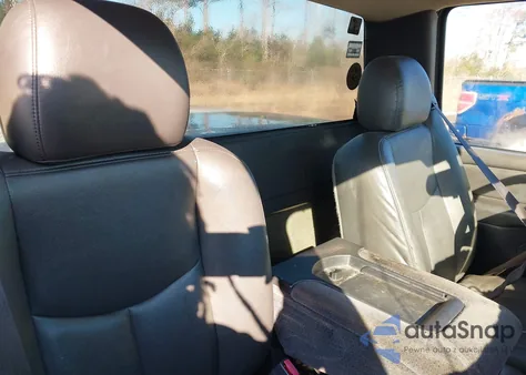 2005 GMC Sierra 1500 Work Truck z USA, uszkodzony, nr VIN 1GTEC14X75Z287253